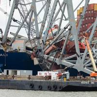 Salvors prepare charges for upcoming precision cuts to remove section 4 from the port side of the bow of the containership Dali on May 7, 2024 (Photo: Christopher Rosario / USACE)